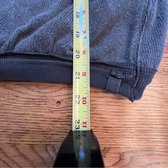 ⭐️ We the Free People Anyway Tee V Wrap Raw Edge Surplice Lagenlook Sweatshirt - Picture 13 of 13